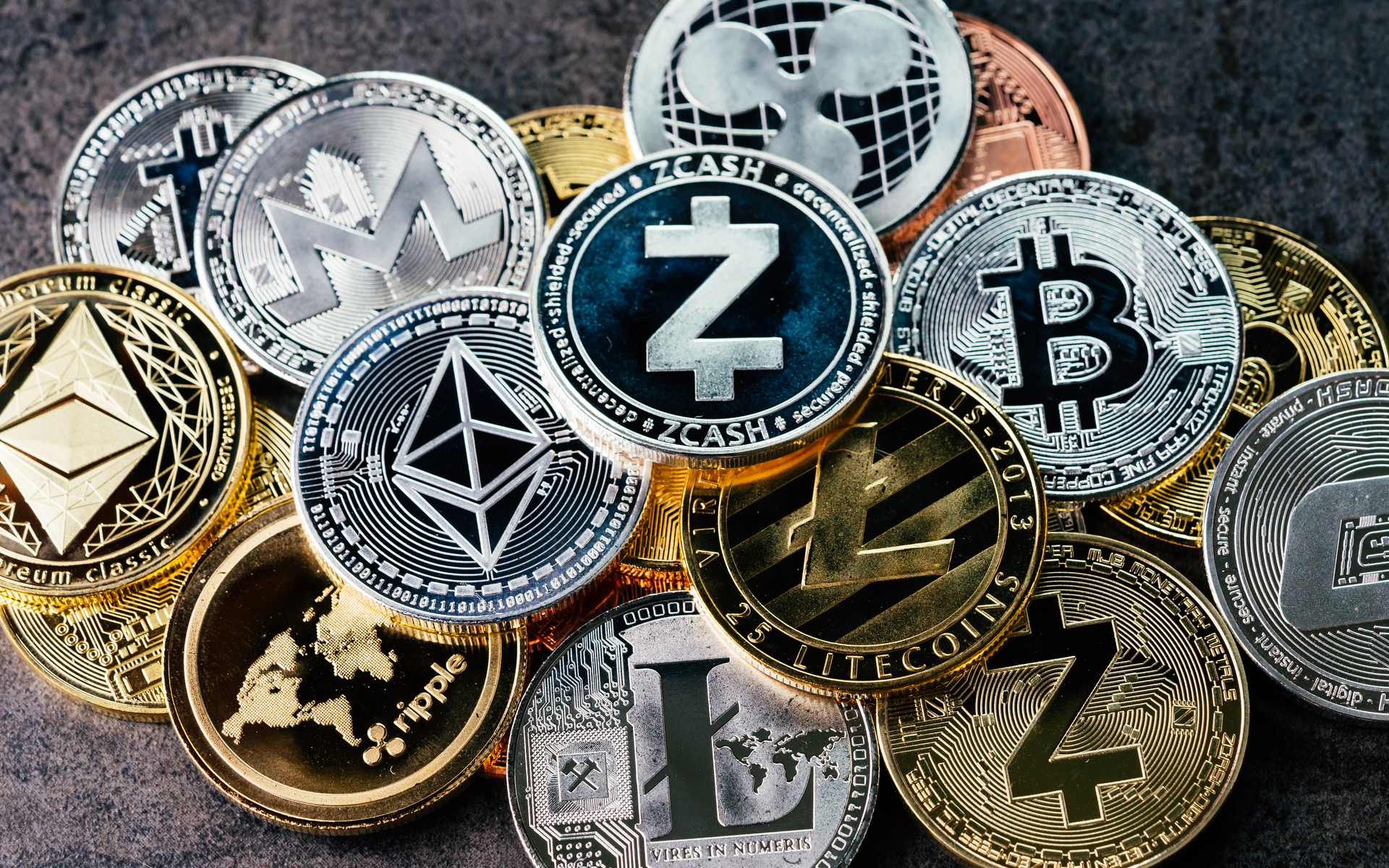 Dogecoin, Kryptowährungs- Reddit Communities steigen durch Krypto-Euphorie an