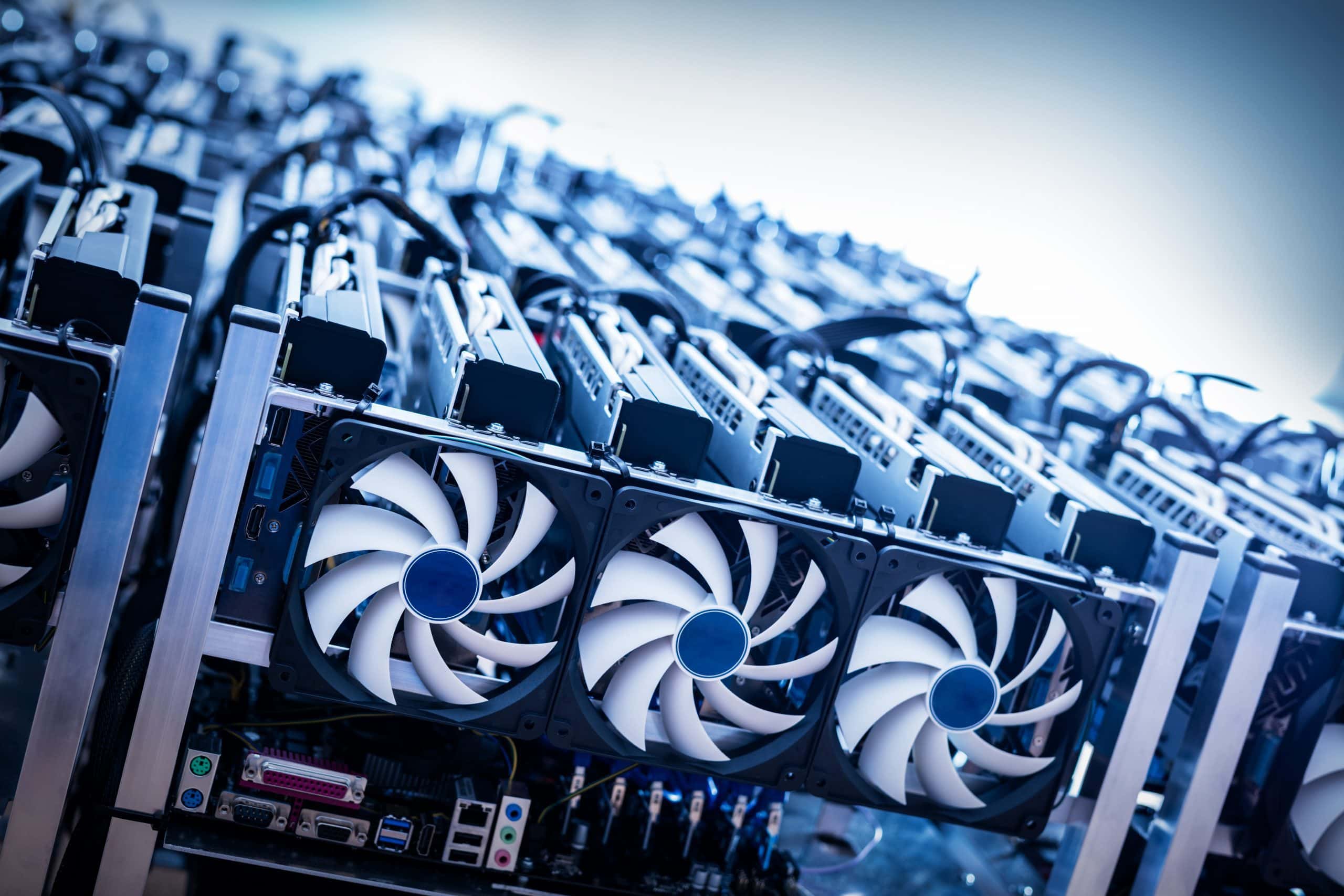 Miner sammeln seit Februar $600M an BTC an
