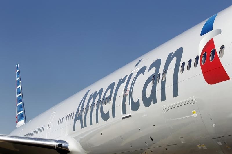 Dezentraler Reisemarktplatz schließt sich mit American Airlines zusammen